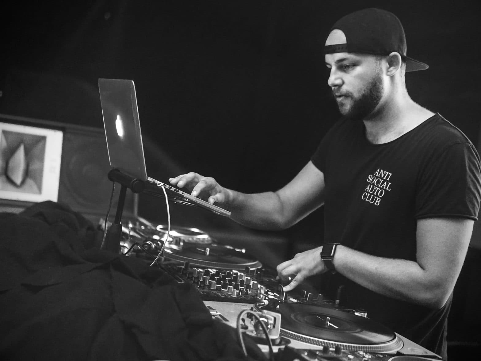 DJ Marcial – am pult